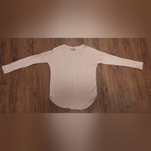 Athleta Light Beige Long Sleeve Top. ☆Size Medium☆